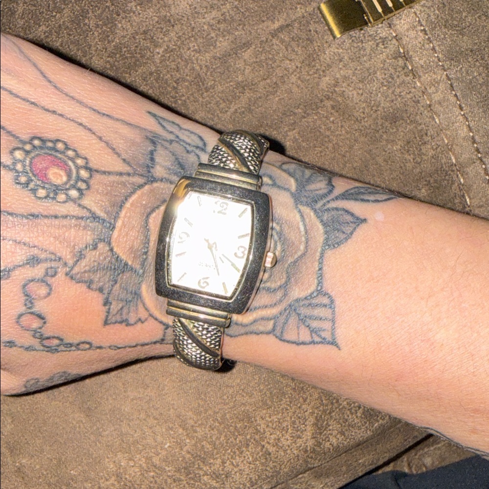 Vintage Gold Tone Women's Bracelet Watch with White Dial